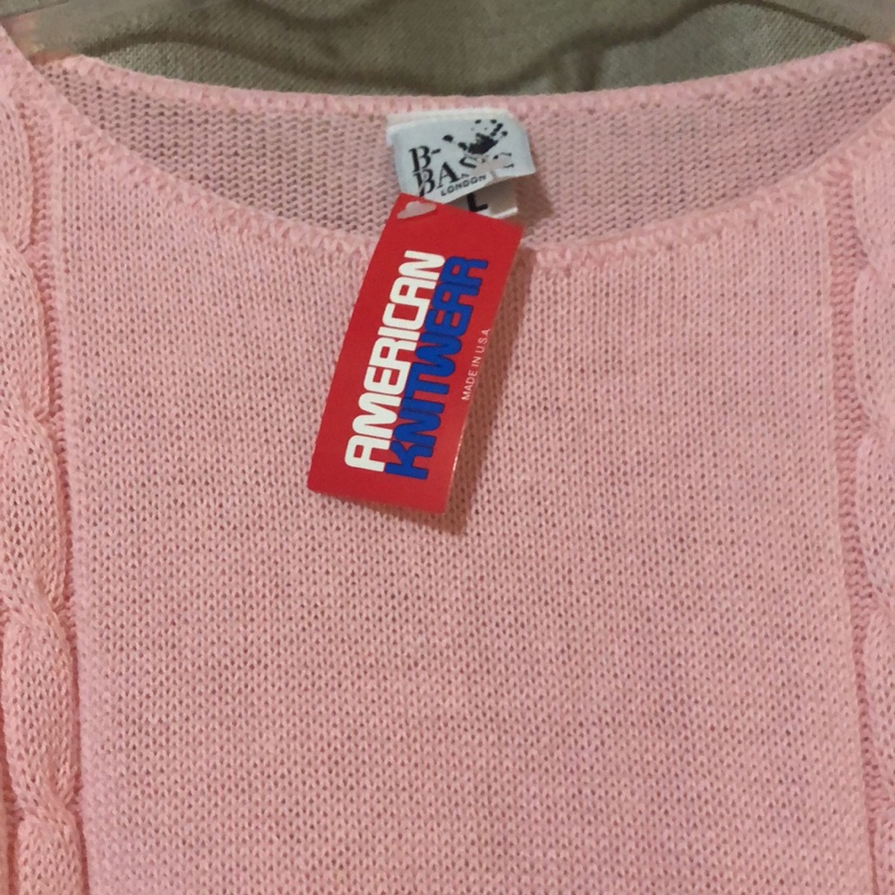 Pink short sleeved sweater Size L - Picture 5 of 8